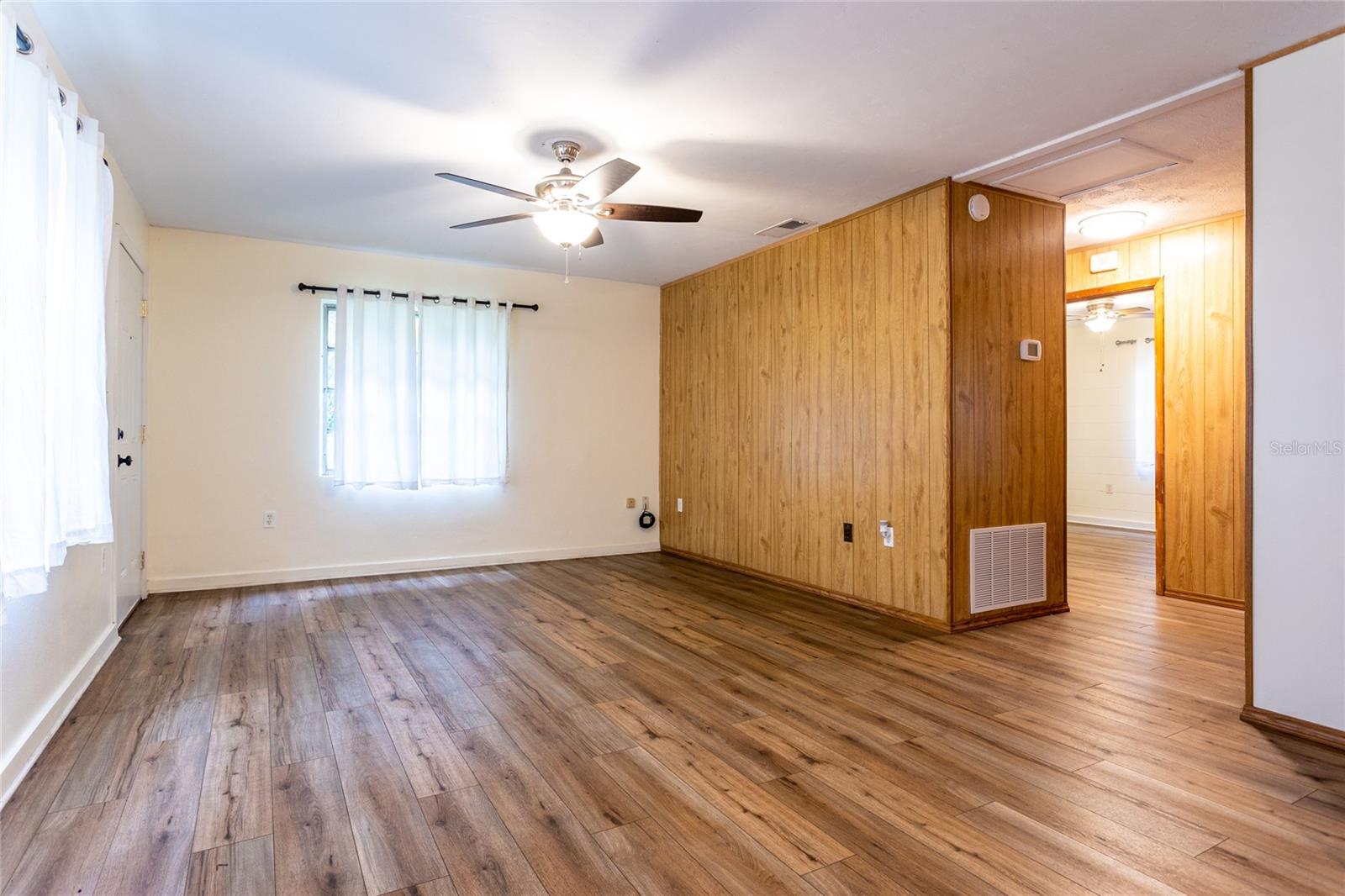 1111 NW 6TH AVE, GAINESVILLE, FL, 32601