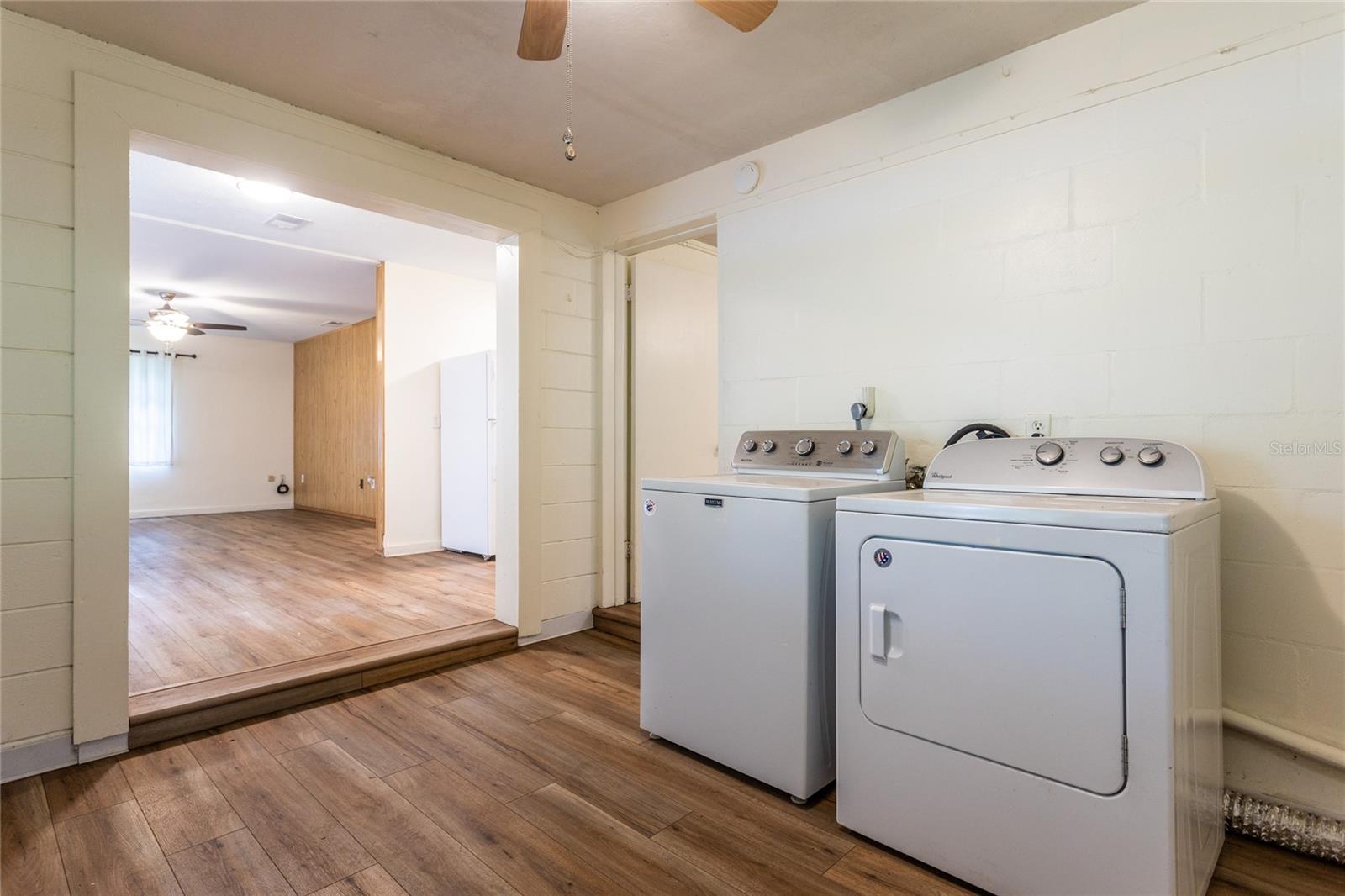 1111 NW 6TH AVE, GAINESVILLE, FL, 32601