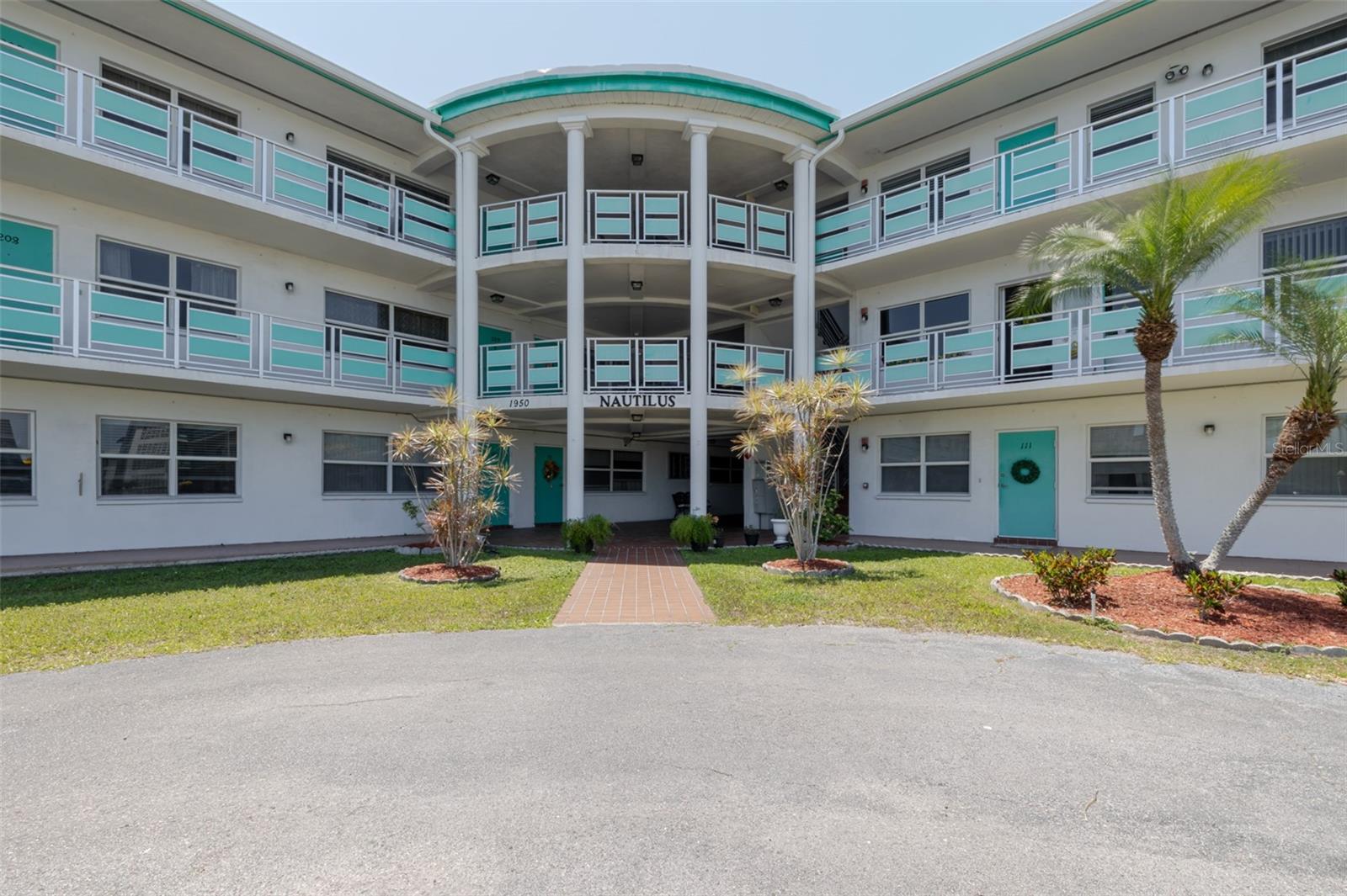 TB8376370 Property Photo