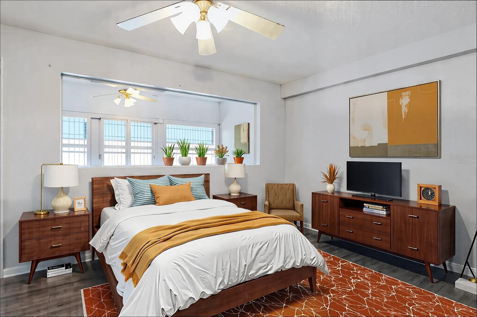 TB8376370 Property Photo