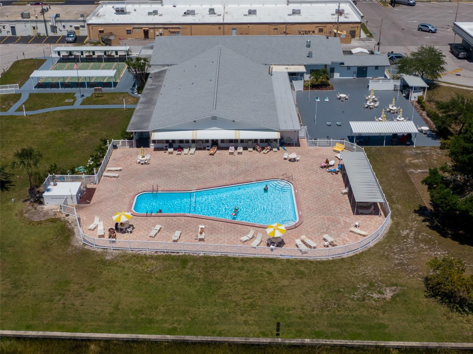 TB8376370 Property Photo