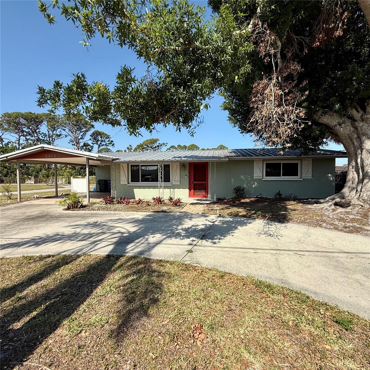 5428 NUTMEG AVE, SARASOTA, FL, 34231