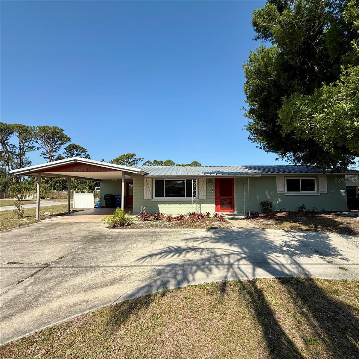 5428 NUTMEG AVE, SARASOTA, FL, 34231