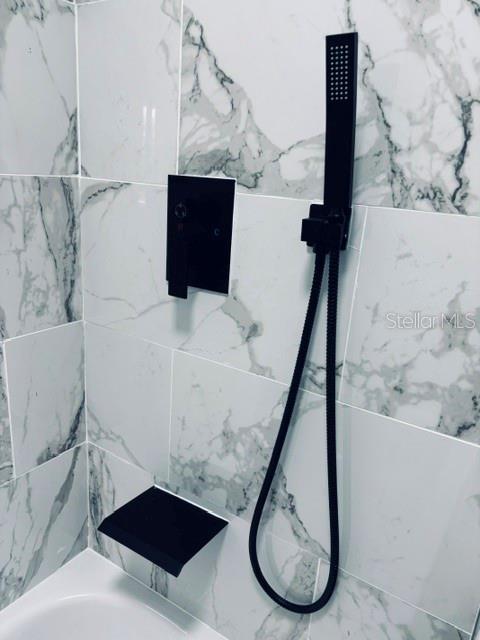 1051 E EUCLID AVE, DELAND, FL, 32724