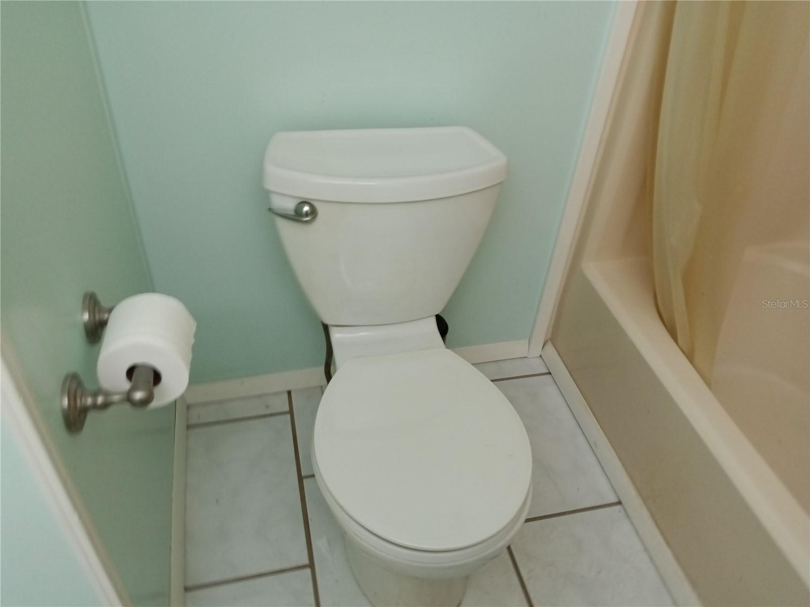 421 AVOCADO DR, BAREFOOT BAY, FL, 32976