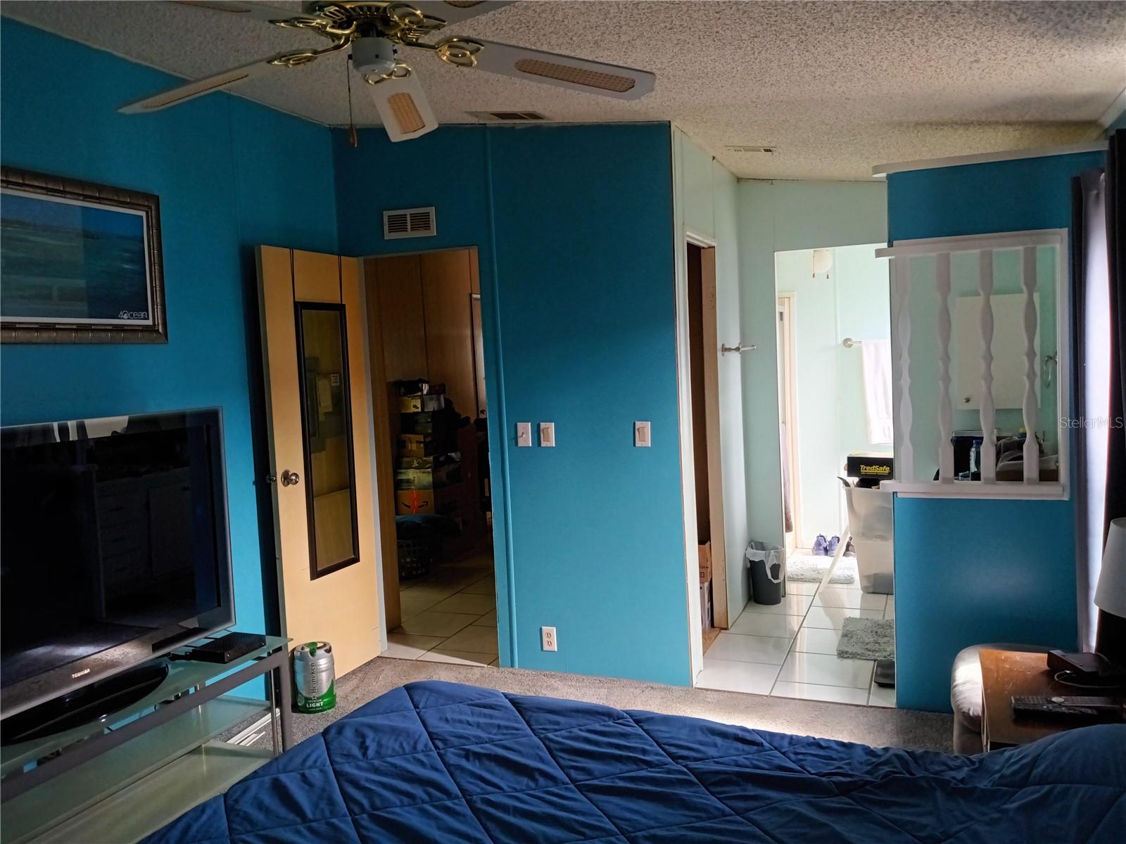 421 AVOCADO DR, BAREFOOT BAY, FL, 32976