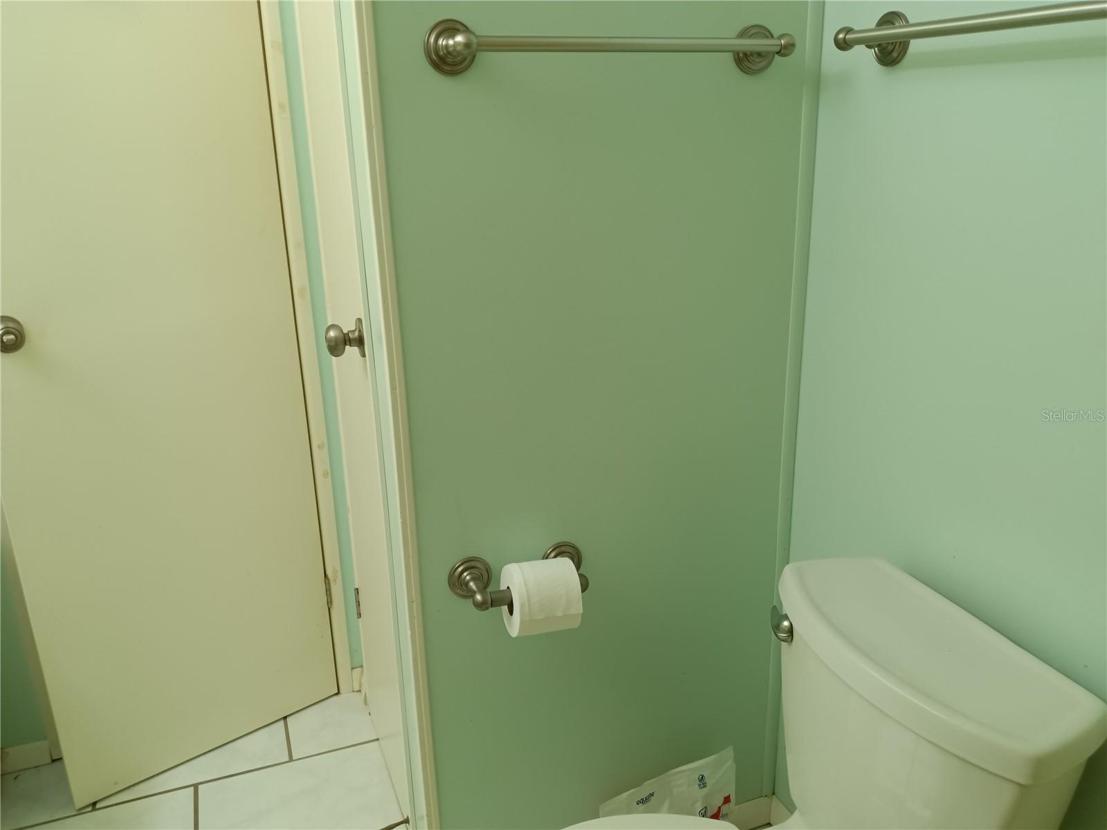 421 AVOCADO DR, BAREFOOT BAY, FL, 32976