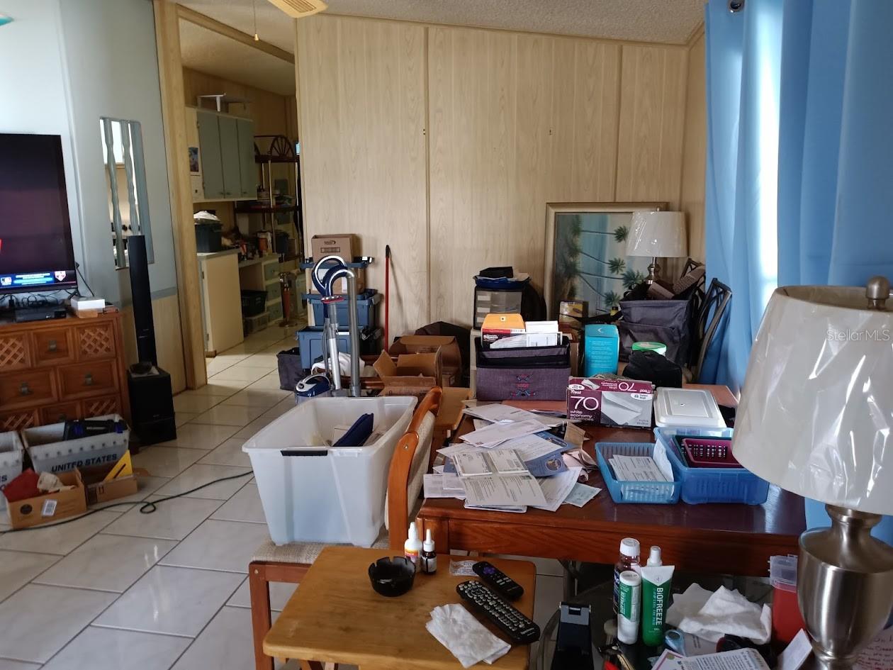 421 AVOCADO DR, BAREFOOT BAY, FL, 32976