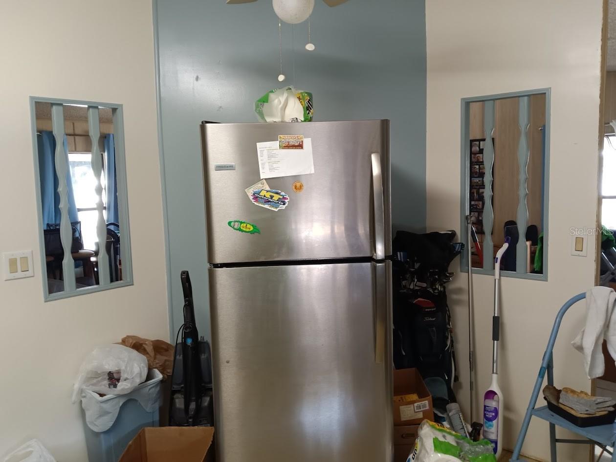 421 AVOCADO DR, BAREFOOT BAY, FL, 32976