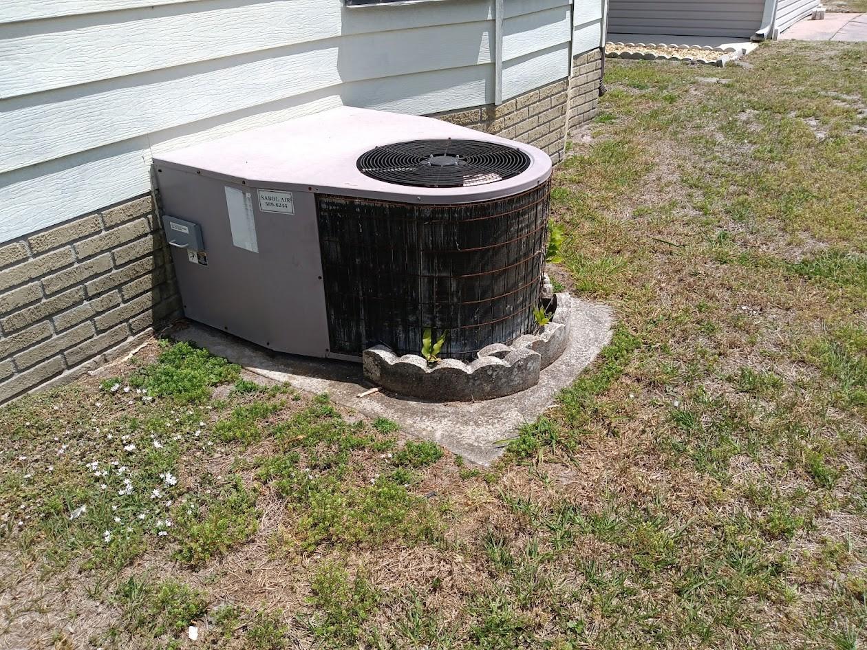 421 AVOCADO DR, BAREFOOT BAY, FL, 32976