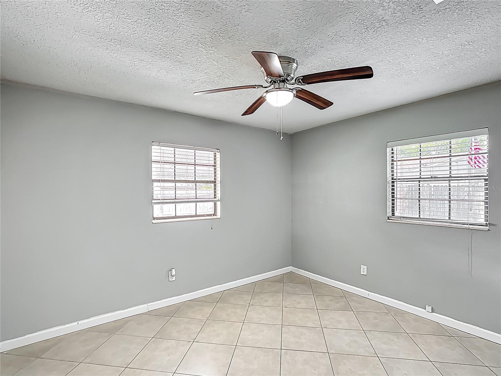 3702 W REYNOLDS ST, PLANT CITY, FL, 33563