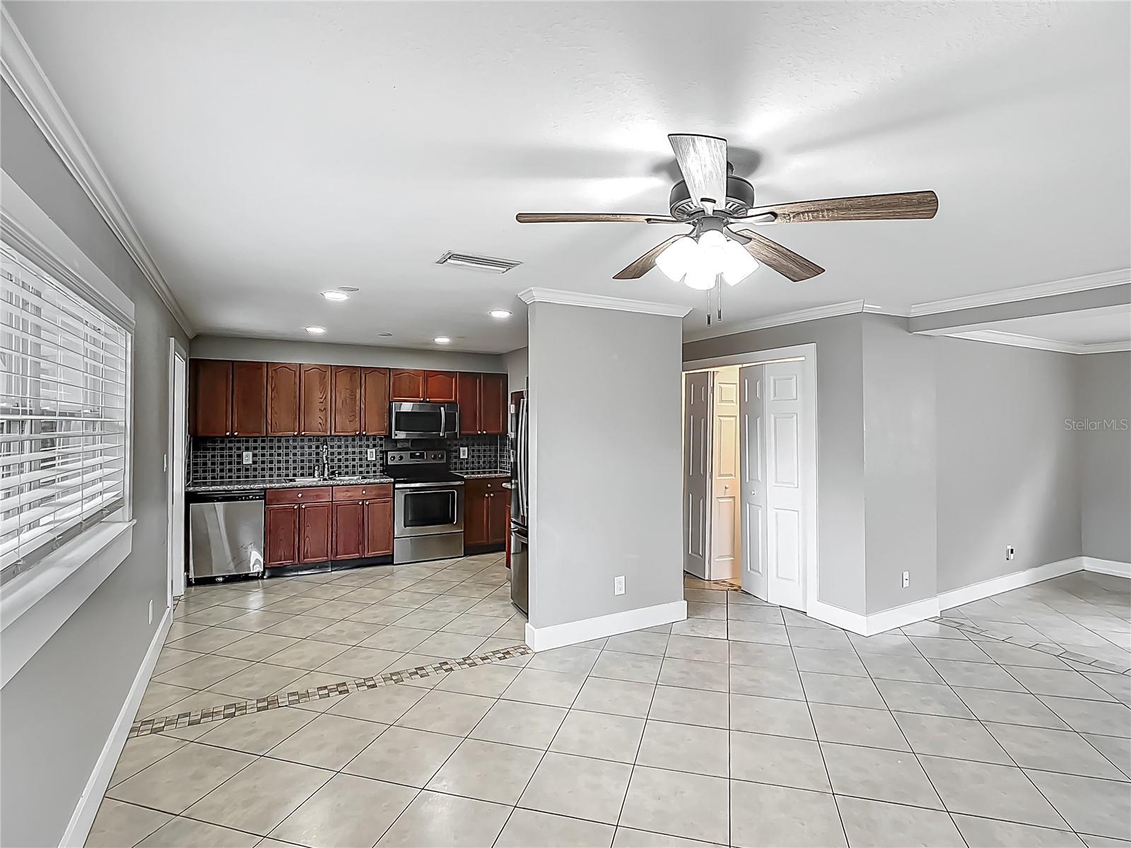 3702 W REYNOLDS ST, PLANT CITY, FL, 33563