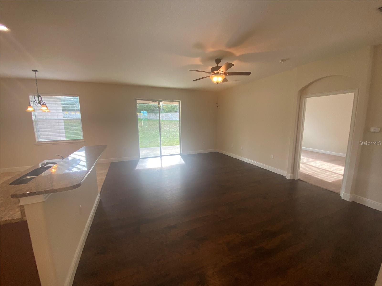 33907 EMERALD POND LOOP, LEESBURG, FL, 34788