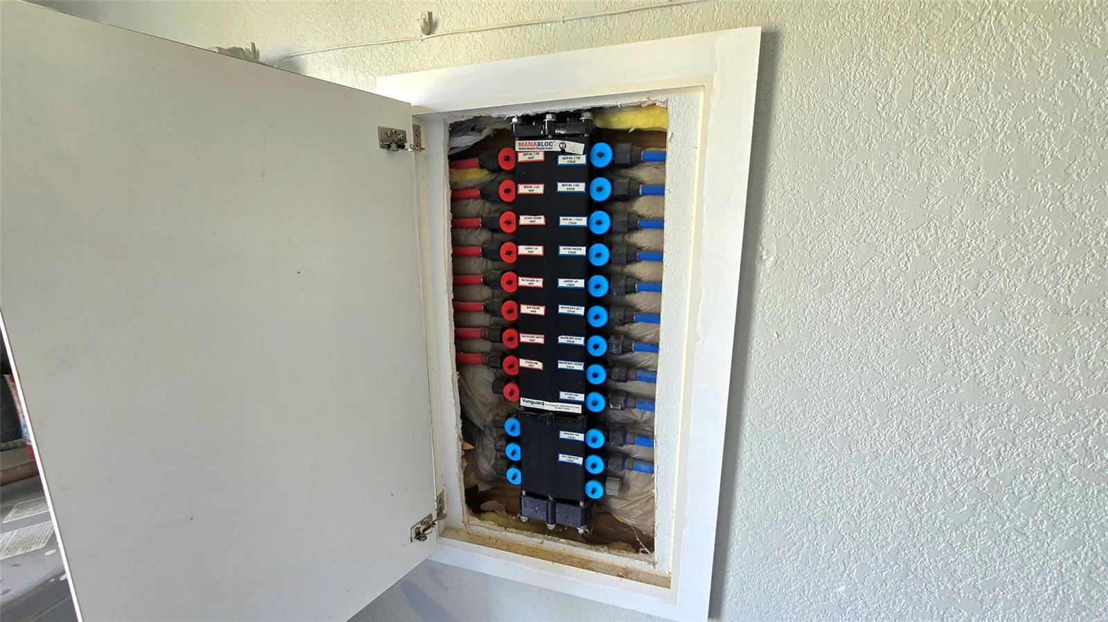 18519 ALPHONSE CIR, PORT CHARLOTTE, FL, 33948