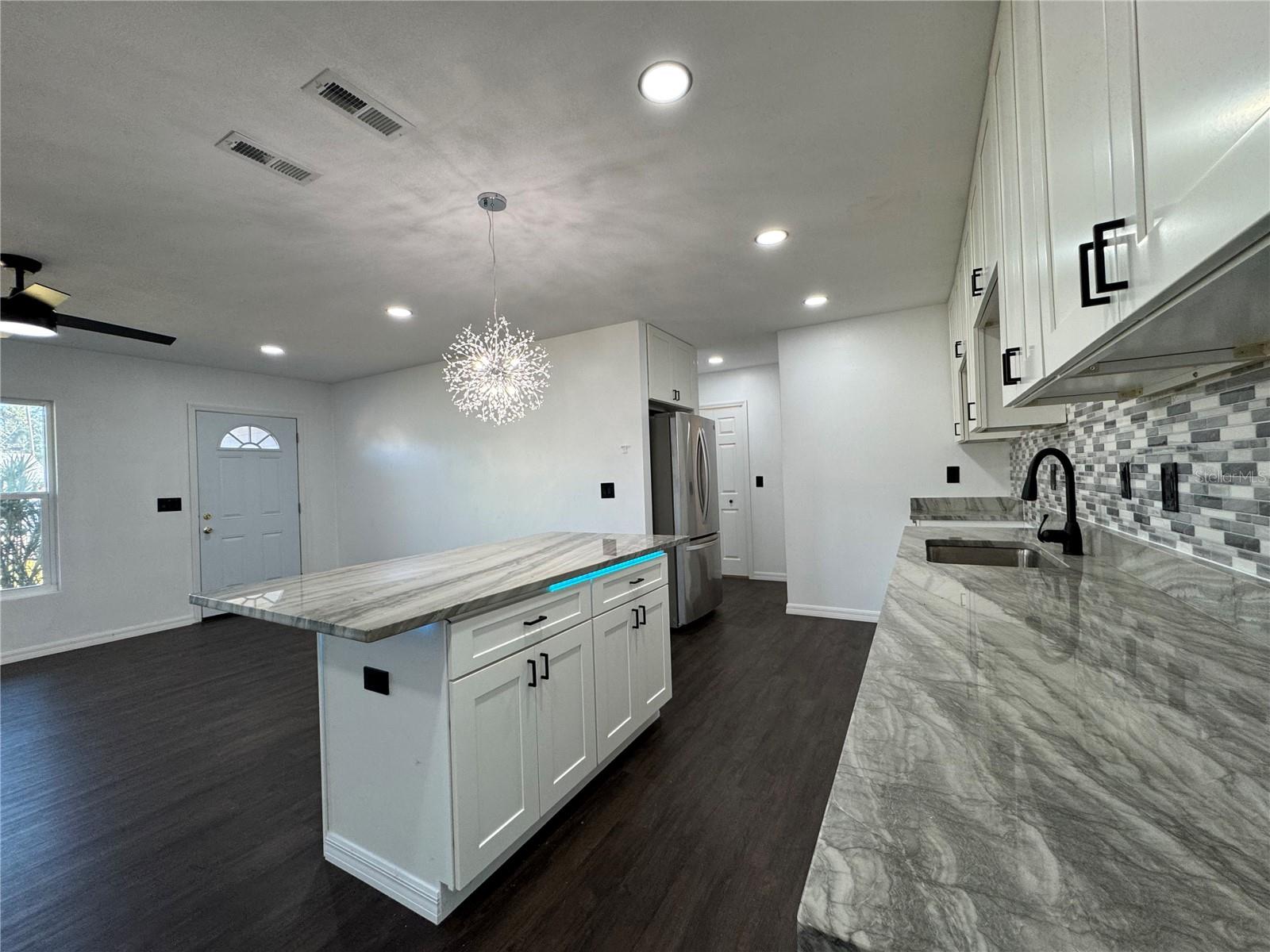 426 MAGNOLIA RD, VENICE, FL, 34293