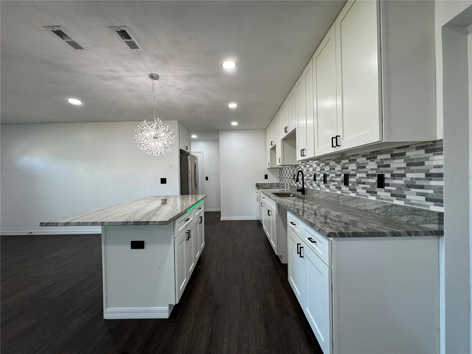 426 MAGNOLIA RD, VENICE, FL, 34293