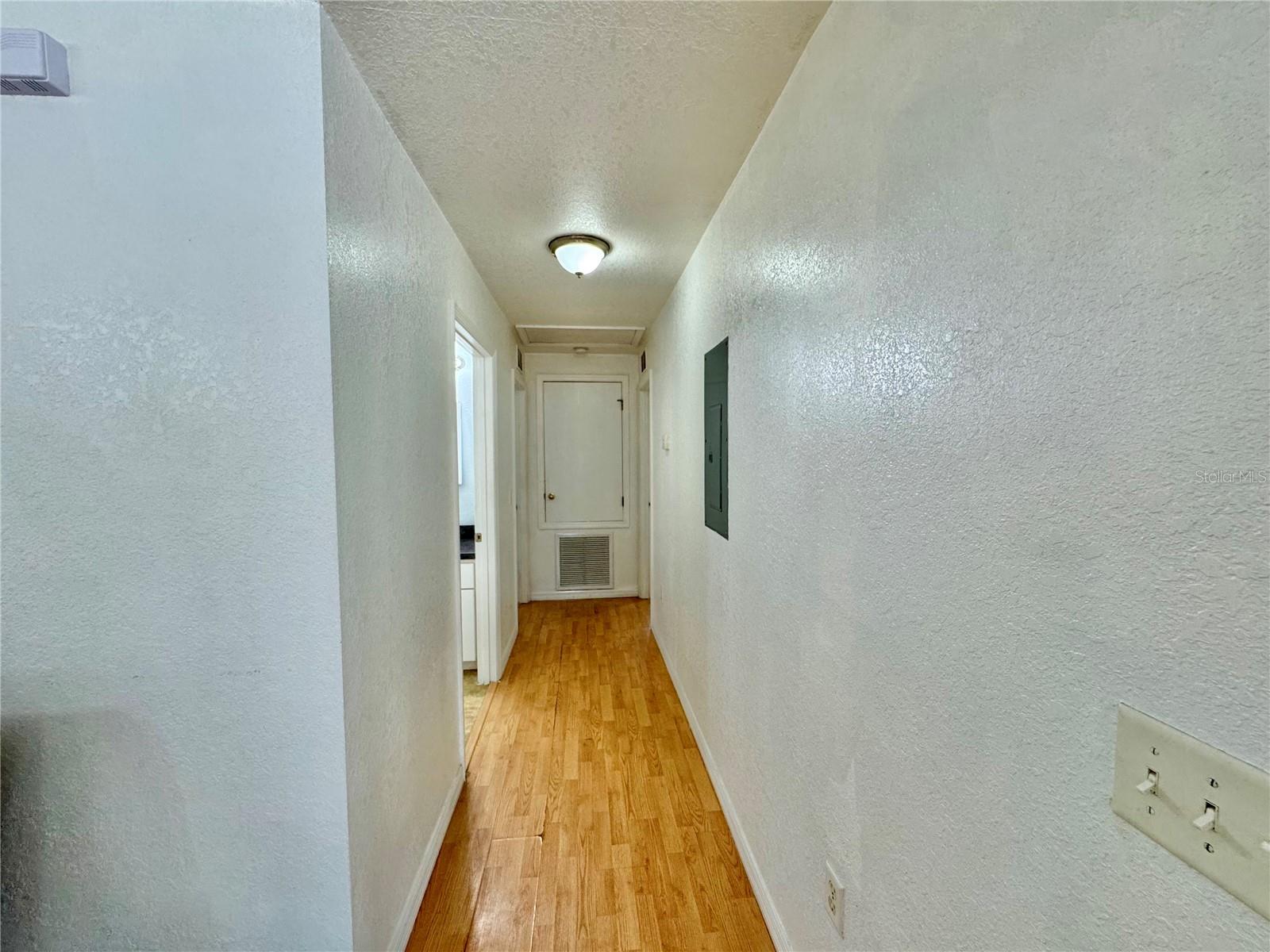 40226 PALM ST, LADY LAKE, FL, 32159