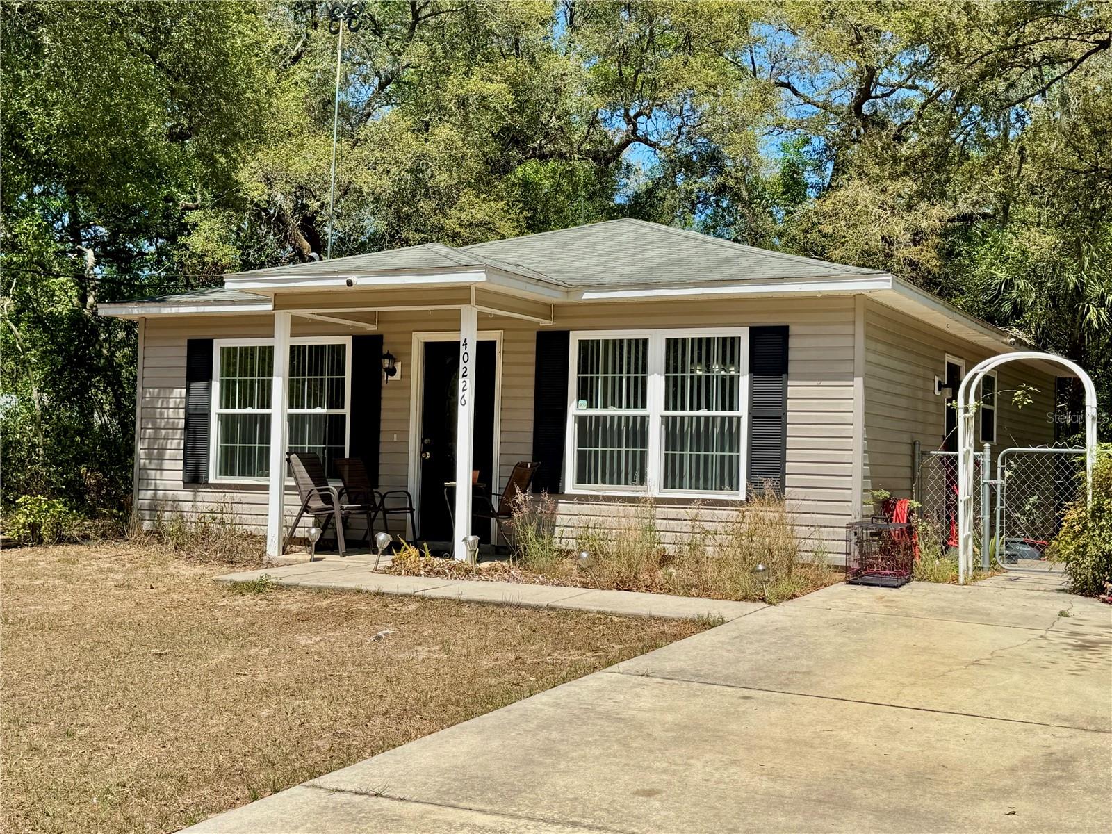 40226 PALM ST, LADY LAKE, FL, 32159