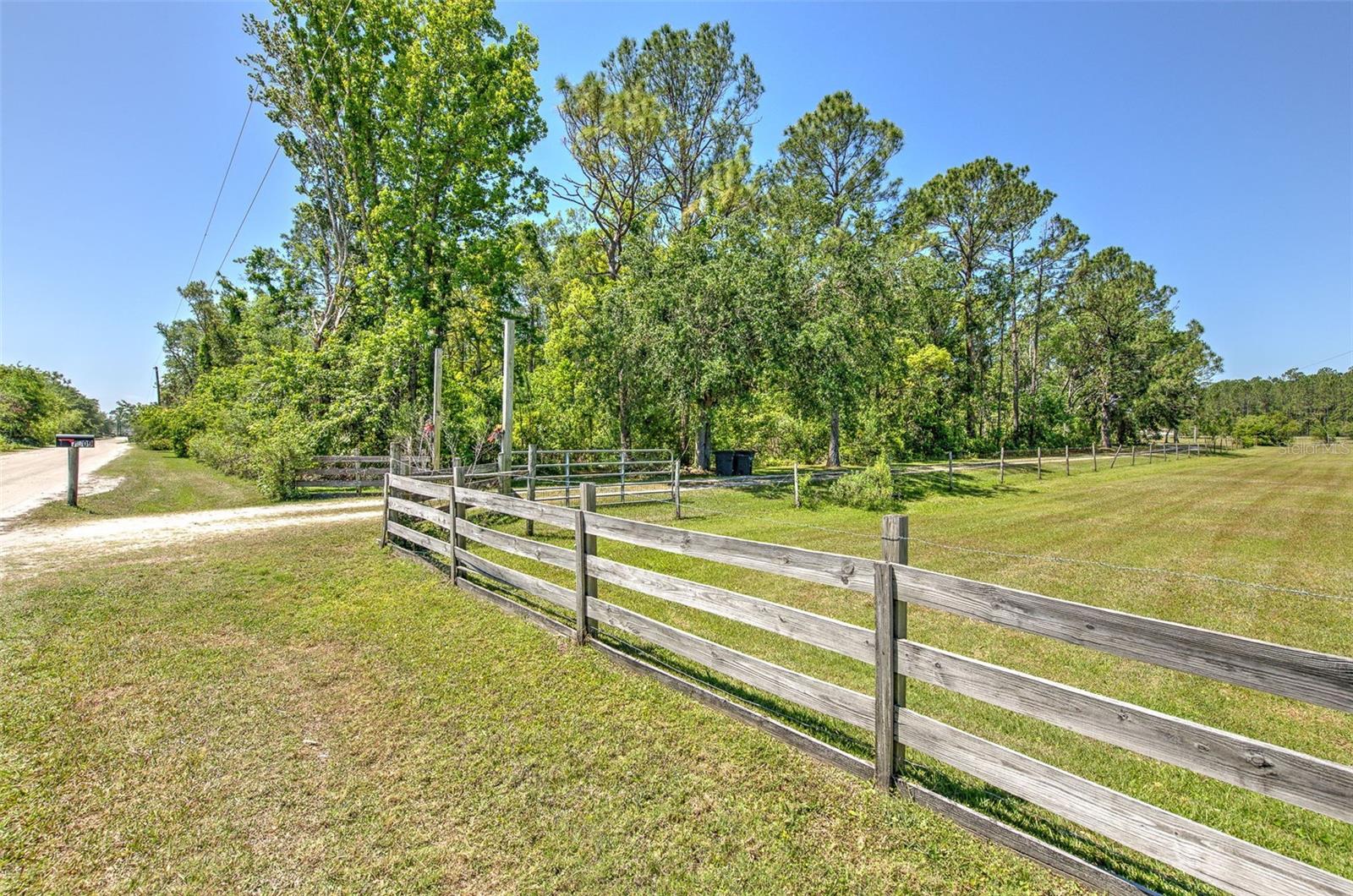 7509 HACKAMORE RD, ZEPHYRHILLS, FL, 33541