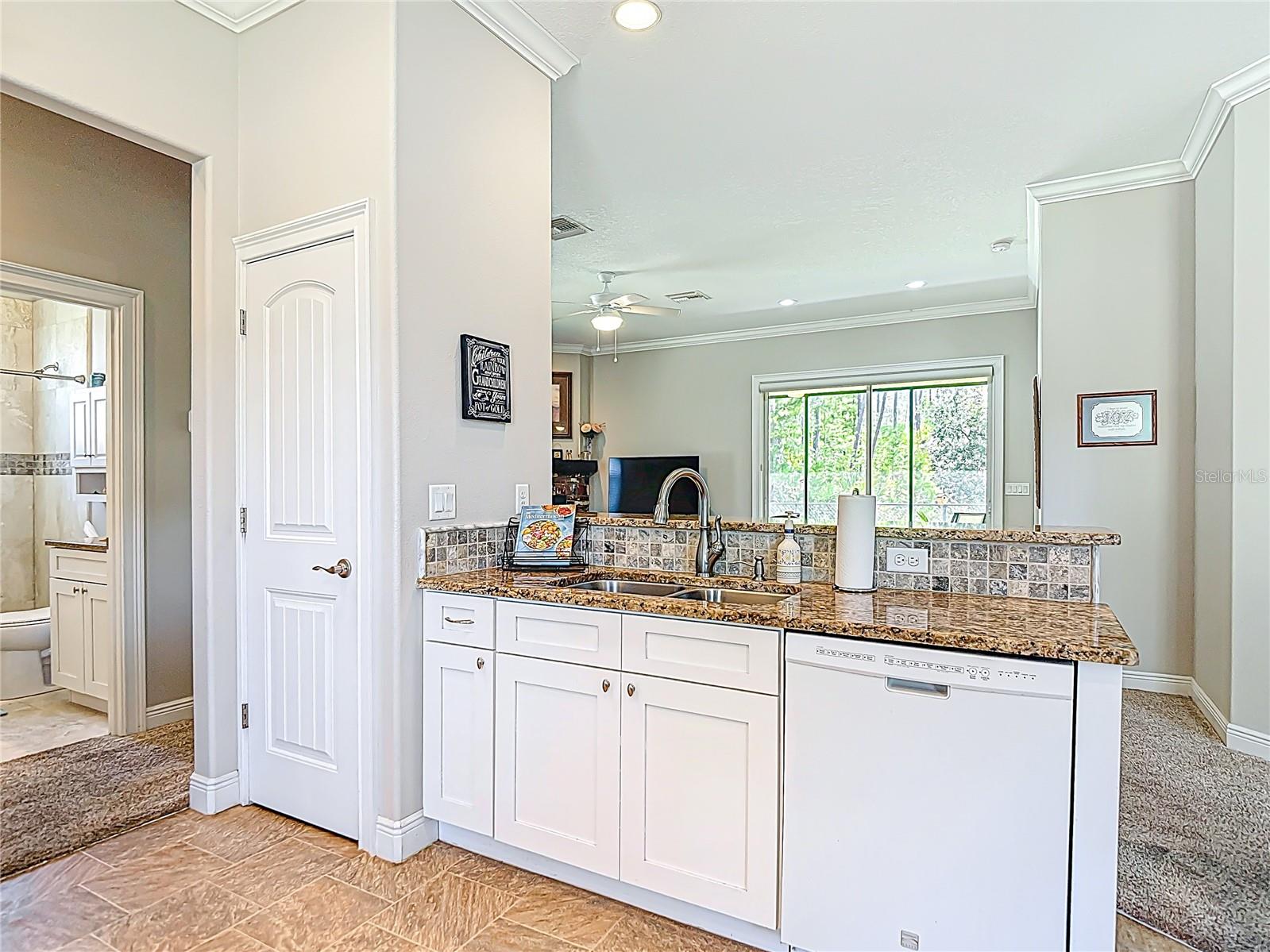 9363 S DEER PARK DR, HOMOSASSA, FL, 34446