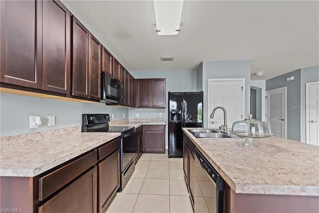 3605 DENIA CT #1, CAPE CORAL, FL, 33909