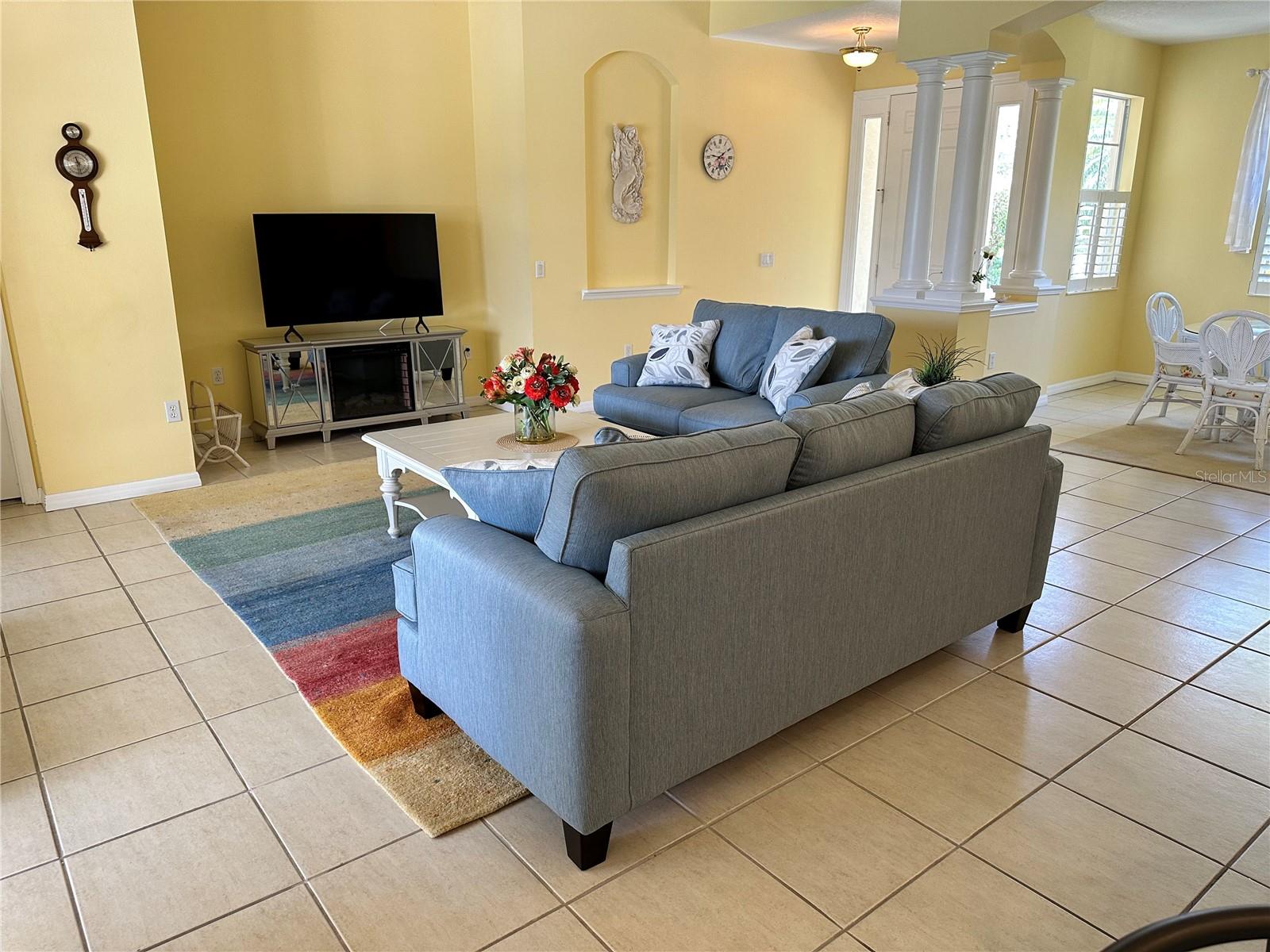 6323 67TH ST E, BRADENTON, FL, 34203