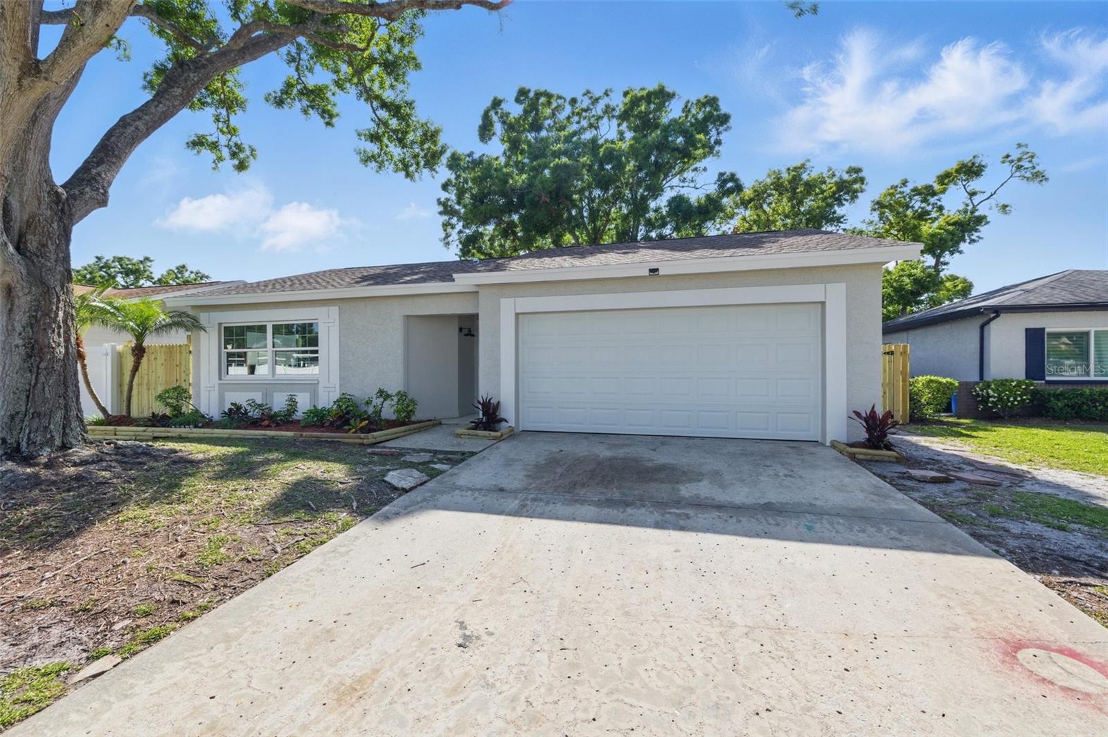 10404 OAKHAVEN DR, PINELLAS PARK, FL, 33782
