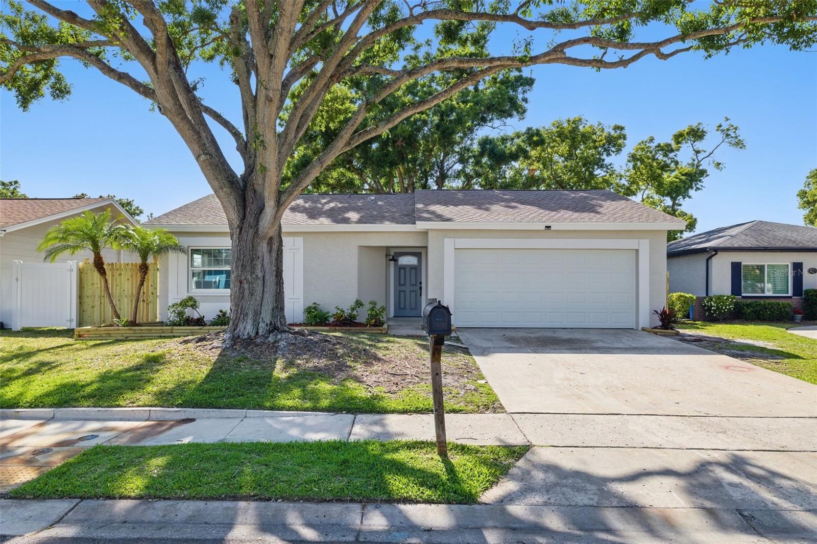 10404 OAKHAVEN DR, PINELLAS PARK, FL, 33782
