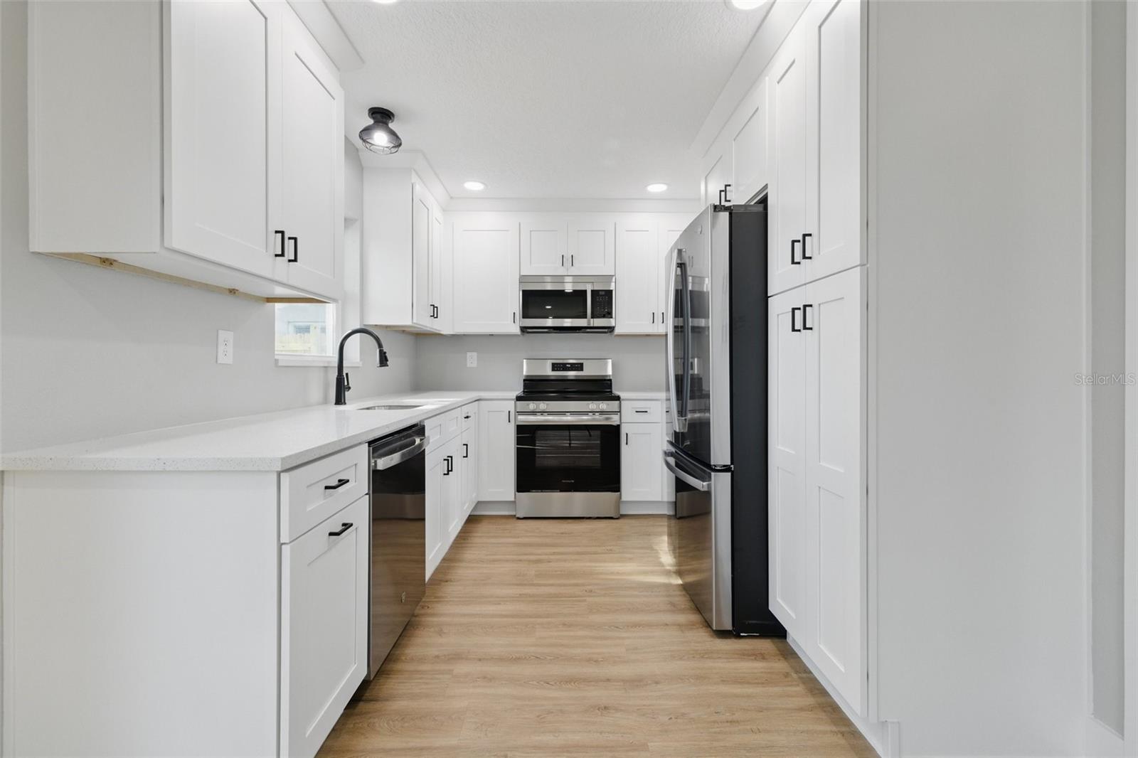 10404 OAKHAVEN DR, PINELLAS PARK, FL, 33782