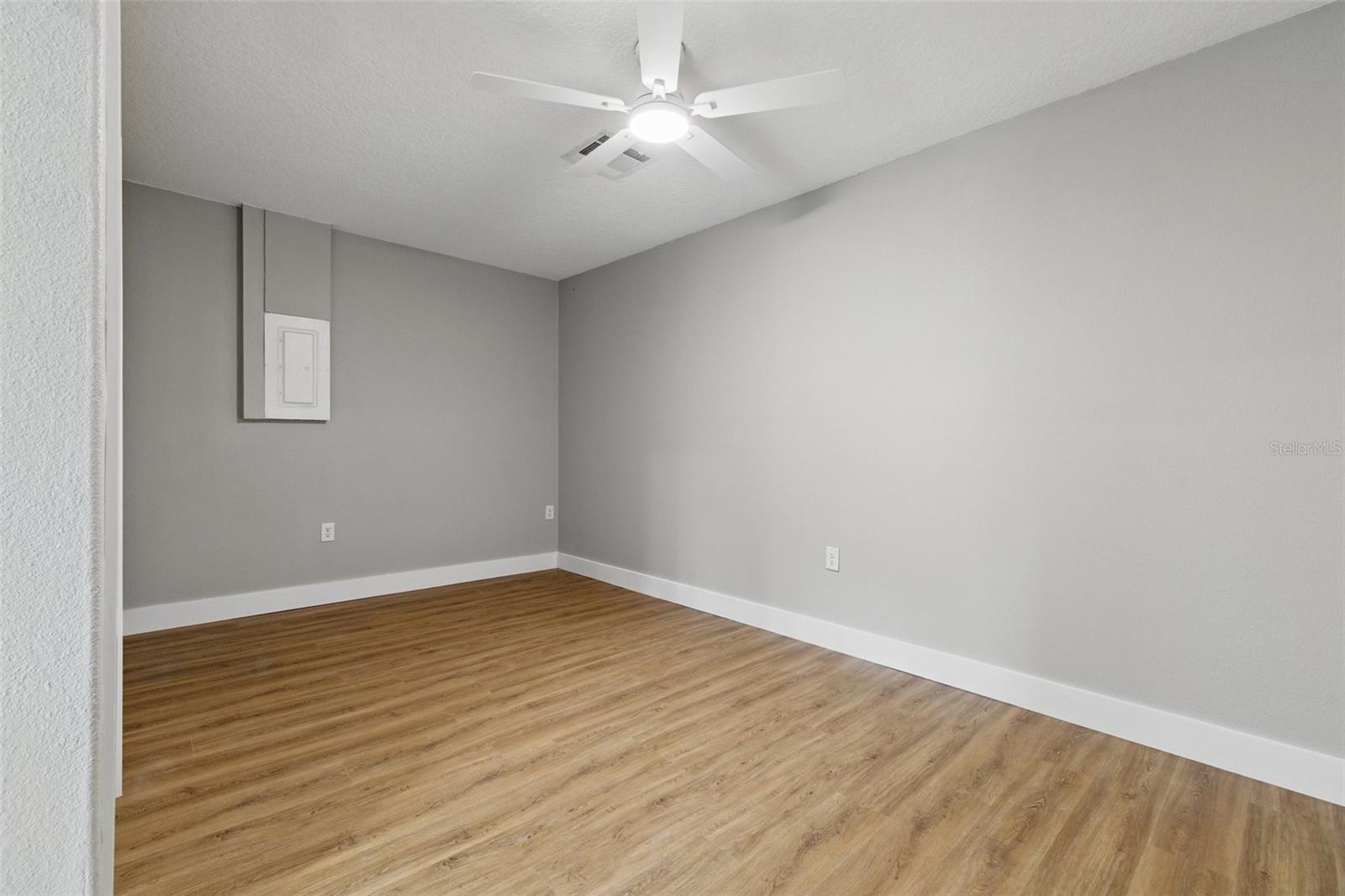 10404 OAKHAVEN DR, PINELLAS PARK, FL, 33782