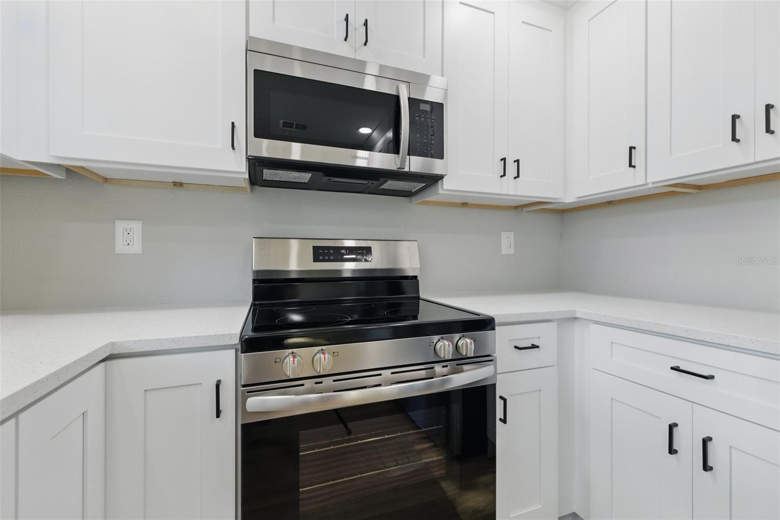 10404 OAKHAVEN DR, PINELLAS PARK, FL, 33782