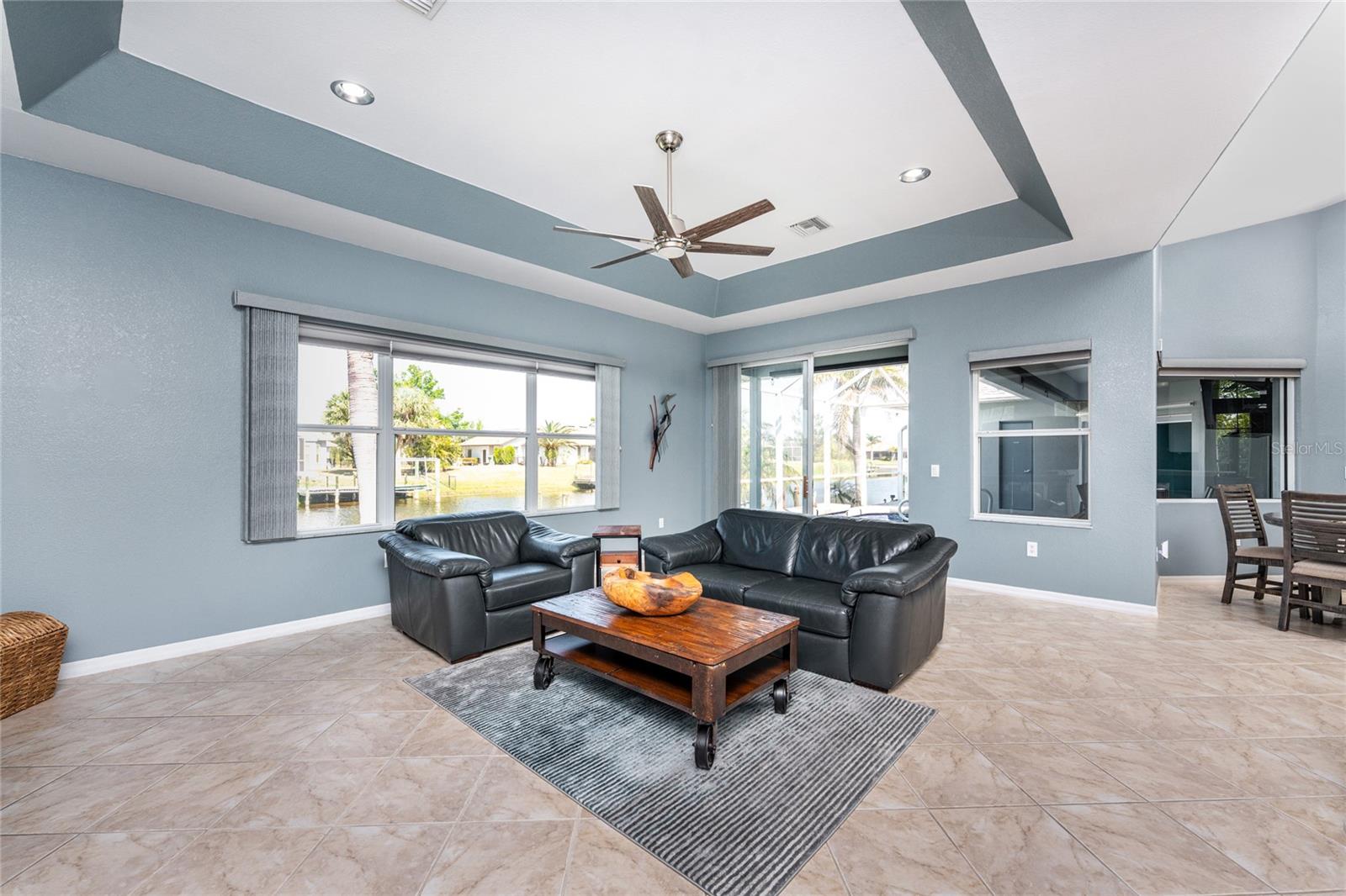 15674 APPLEWHITE CIR, PORT CHARLOTTE, FL, 33981