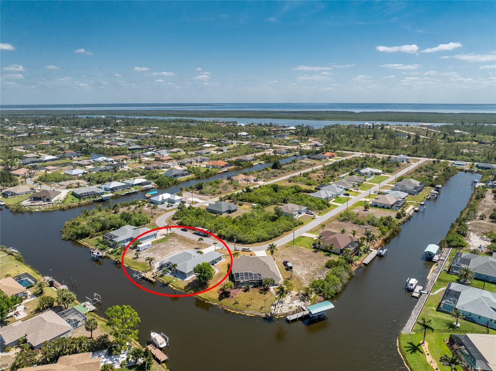 15674 APPLEWHITE CIR, PORT CHARLOTTE, FL, 33981