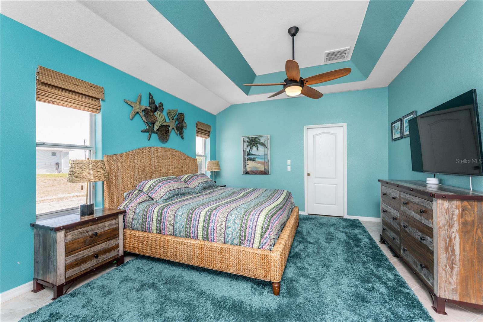 15674 APPLEWHITE CIR, PORT CHARLOTTE, FL, 33981