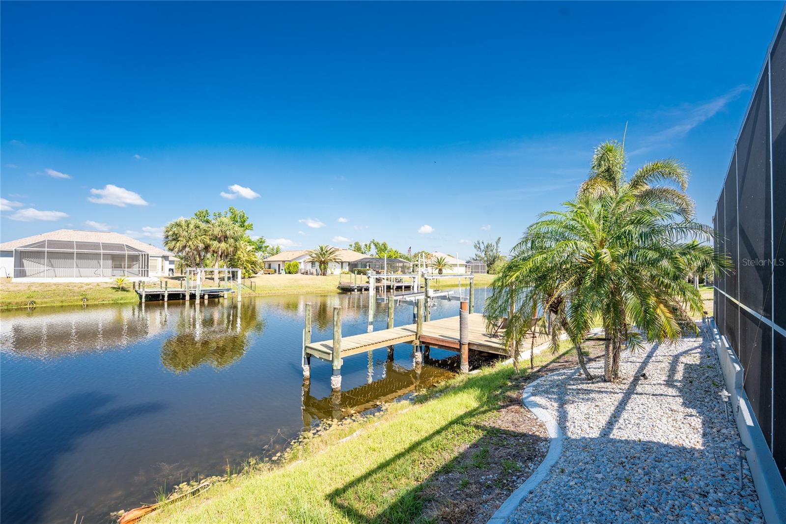 15674 APPLEWHITE CIR, PORT CHARLOTTE, FL, 33981