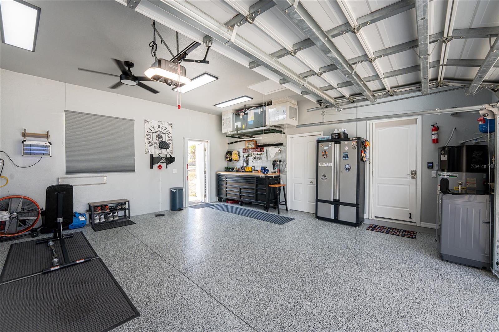 15674 APPLEWHITE CIR, PORT CHARLOTTE, FL, 33981