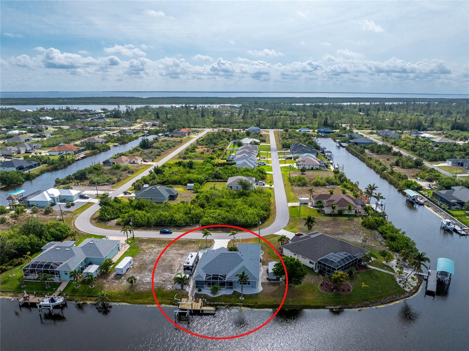 15674 APPLEWHITE CIR, PORT CHARLOTTE, FL, 33981