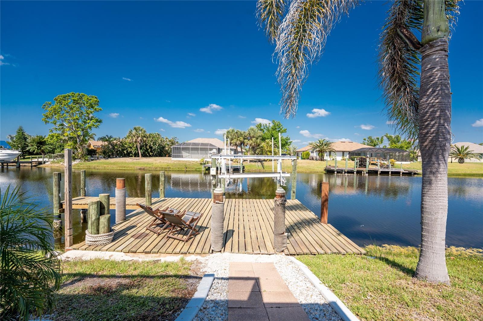 15674 APPLEWHITE CIR, PORT CHARLOTTE, FL, 33981