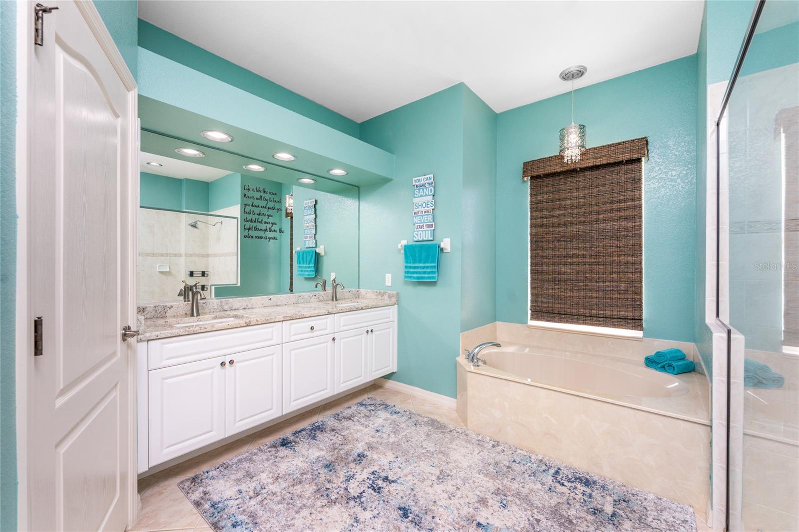 15674 APPLEWHITE CIR, PORT CHARLOTTE, FL, 33981