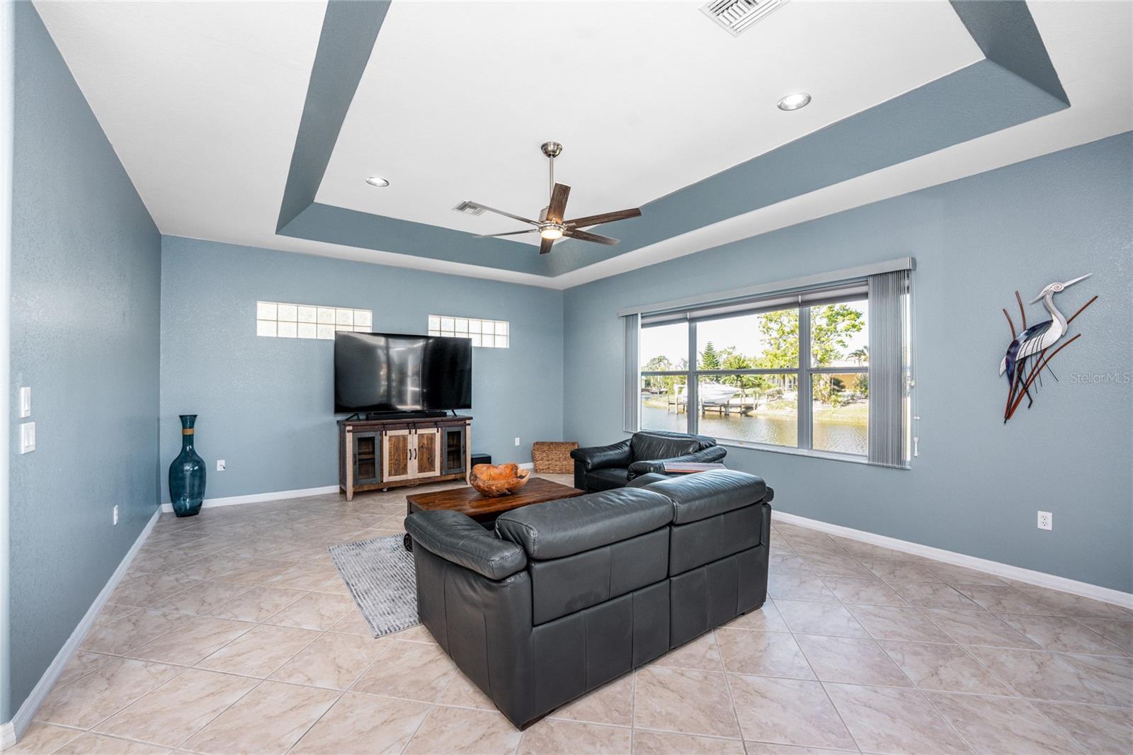 15674 APPLEWHITE CIR, PORT CHARLOTTE, FL, 33981