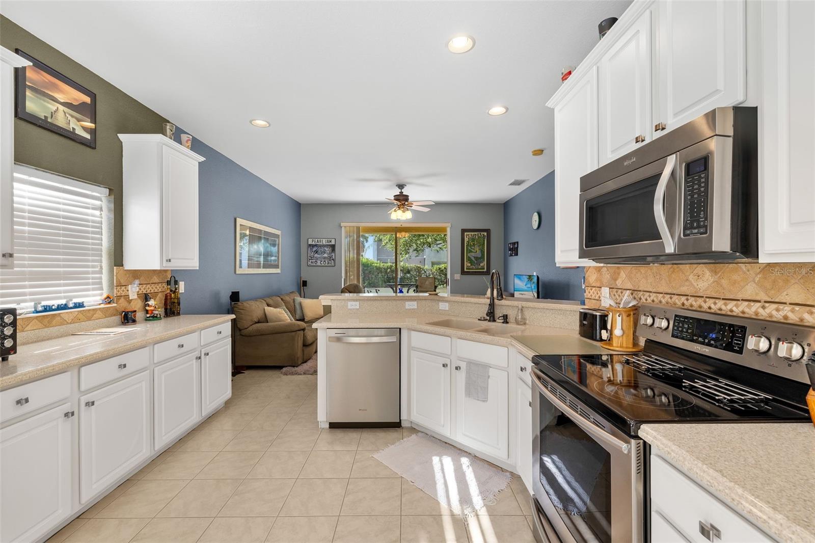 9723 GLADIOLUS BULB LOOP, FORT MYERS, FL, 33908