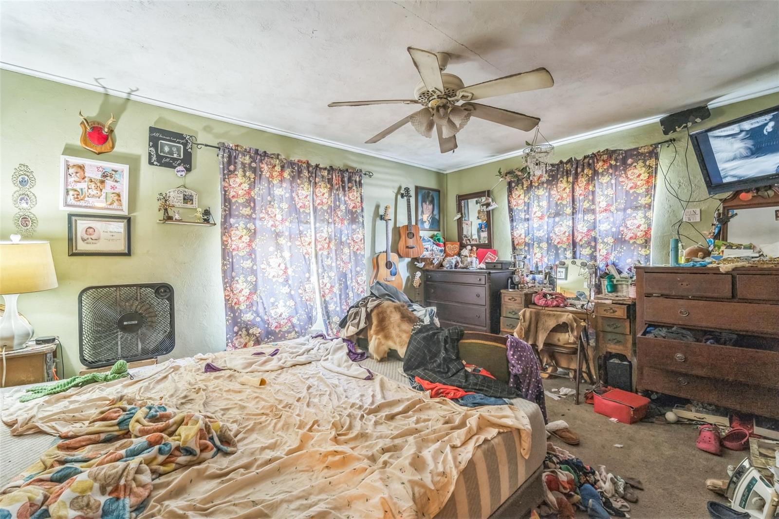 2718 8TH AVE N, ST PETERSBURG, FL, 33713