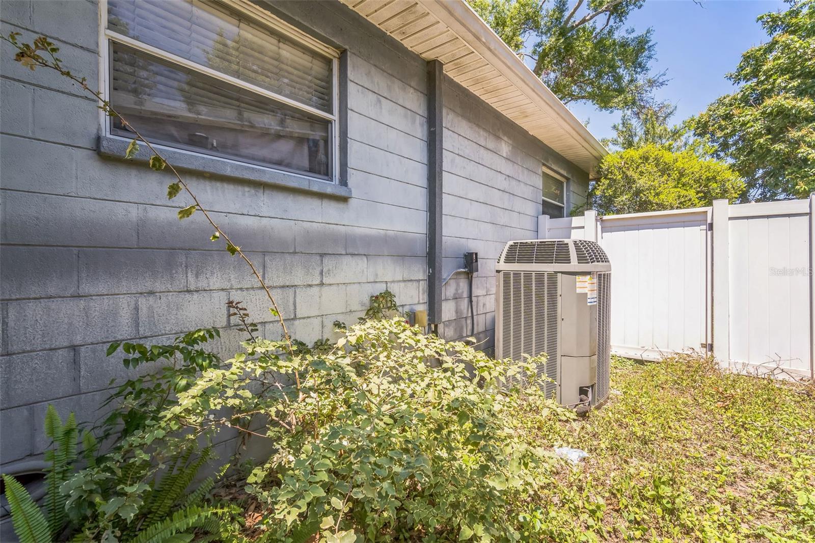 2718 8TH AVE N, ST PETERSBURG, FL, 33713