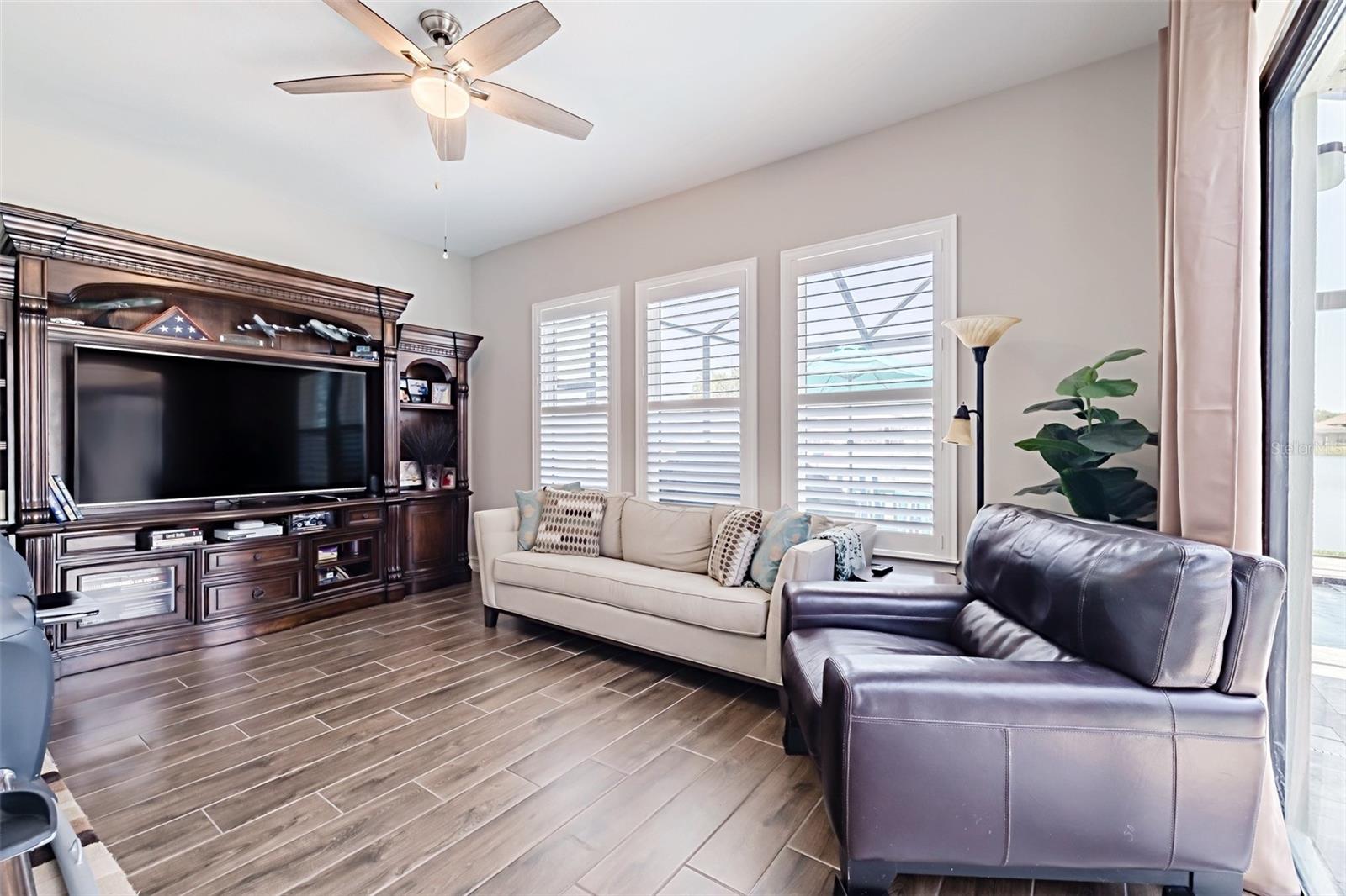 28857 PICANA LN, WESLEY CHAPEL, FL, 33543