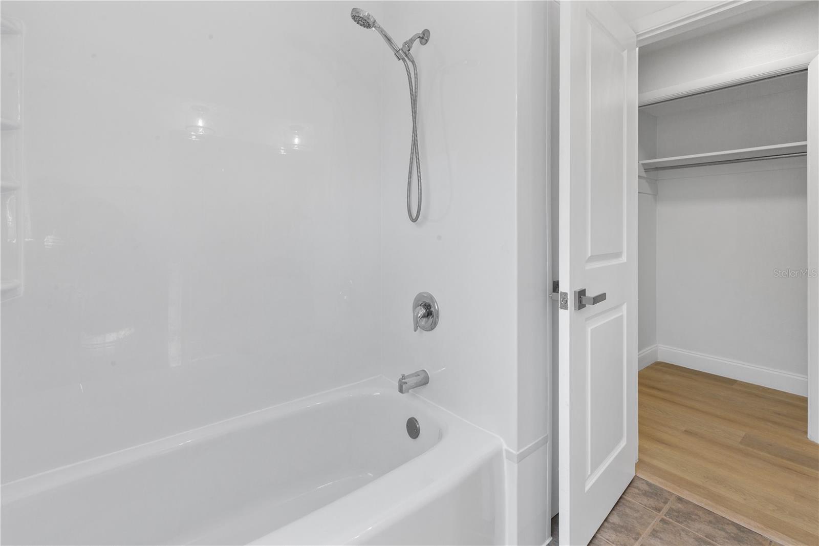 1711 S PATLIN CIR, LARGO, FL, 33770