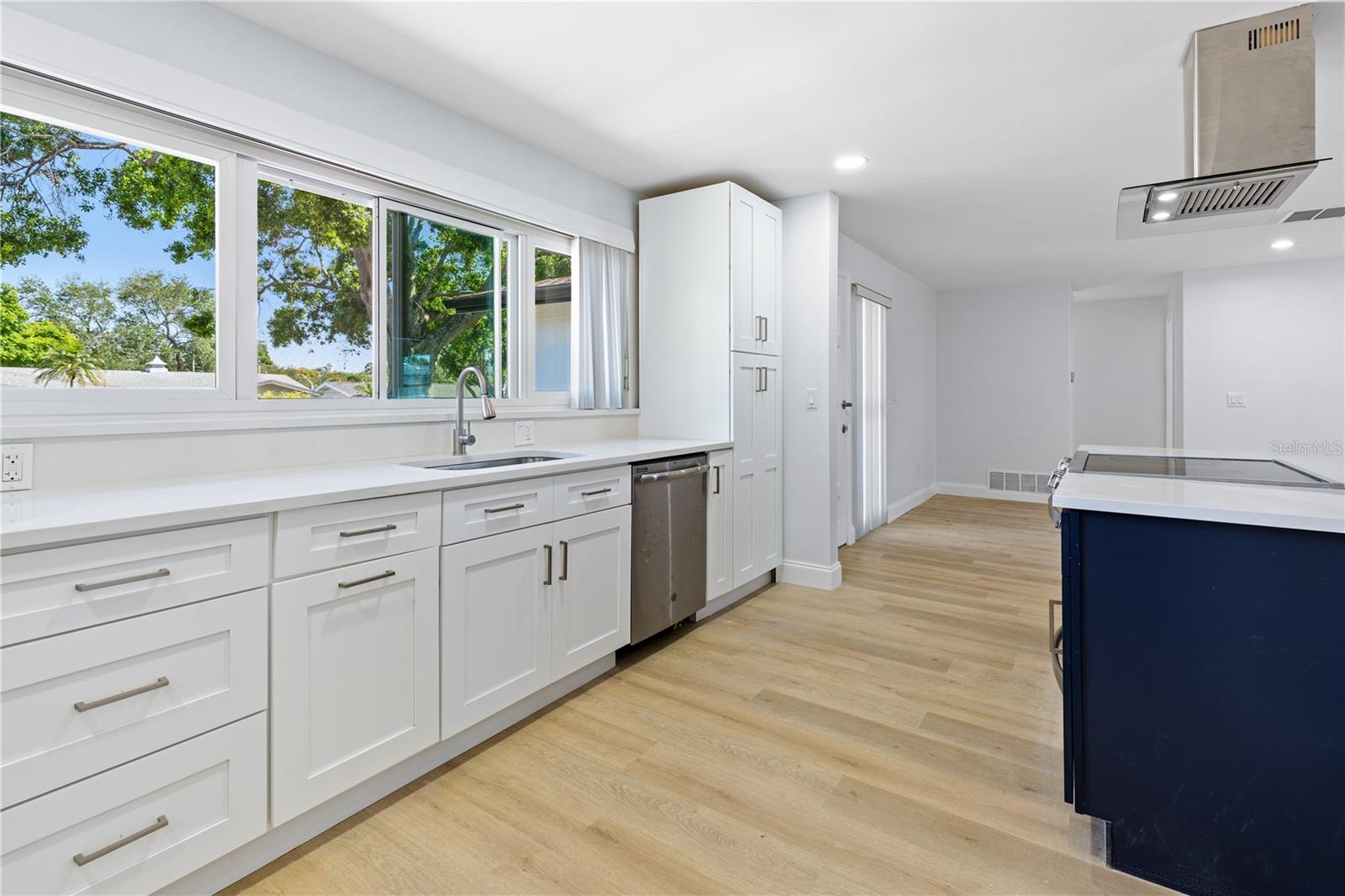 1711 S PATLIN CIR, LARGO, FL, 33770