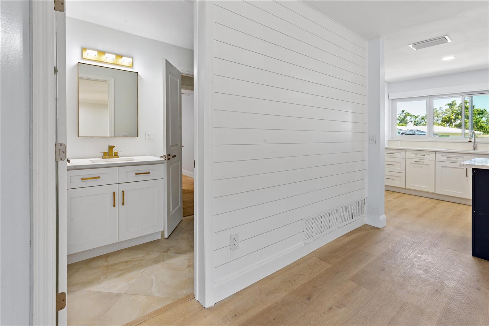 1711 S PATLIN CIR, LARGO, FL, 33770