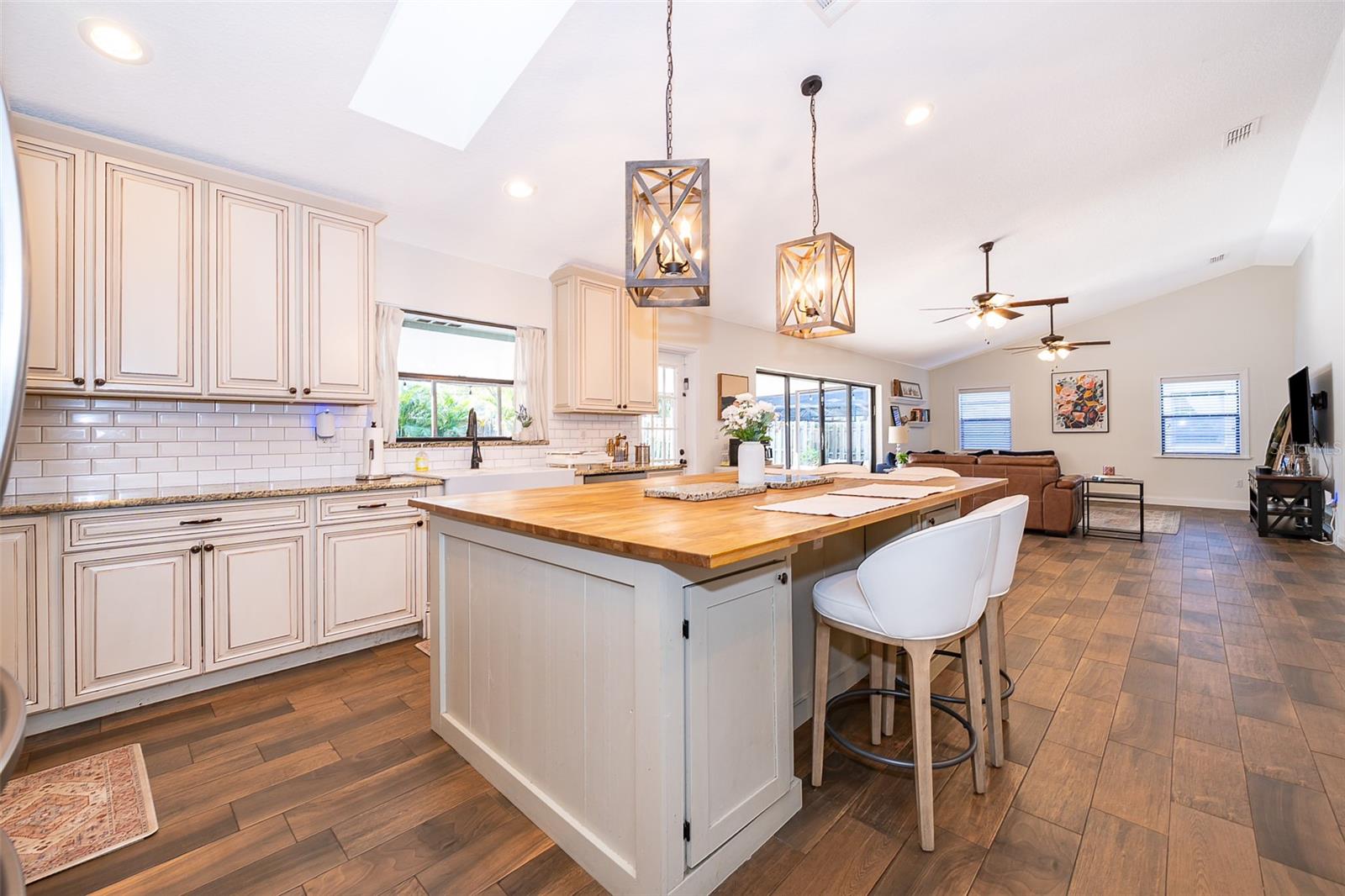 659 N ENDEAVOUR DR, WINTER SPRINGS, FL, 32708