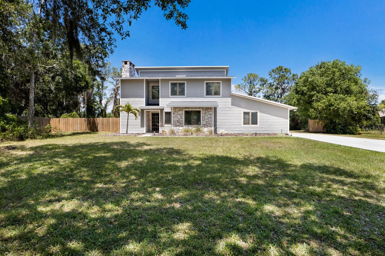 10712 FOREST RUN DR, BRADENTON, FL, 34211