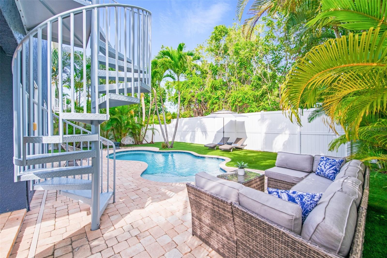 159 CRESCENT DR, ANNA MARIA, FL, 34216